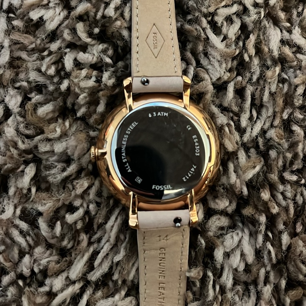 Fossil Watch - Picture 3 of 4